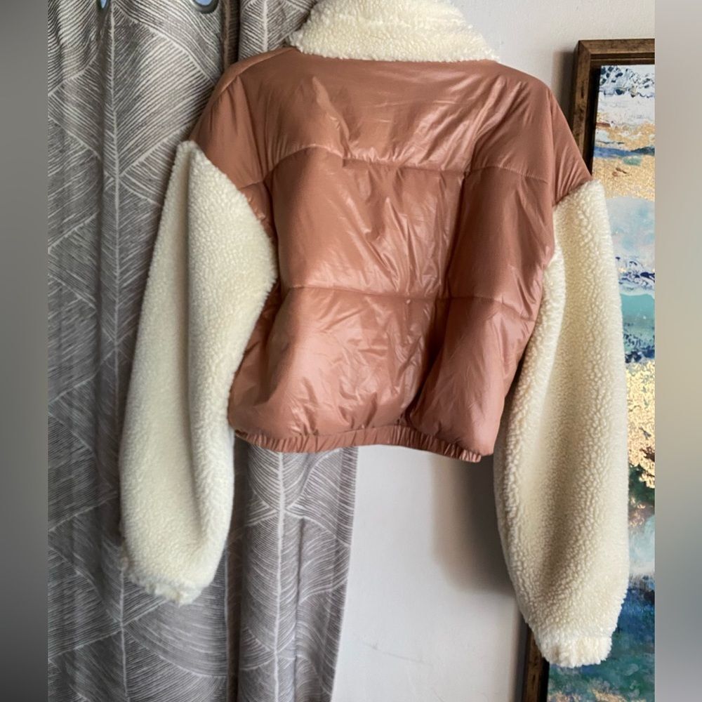 For Love and Lemons Cropped Quilted Nico Puffer Jacket Womens Brown Beige Sz S - Picture 5 of 16